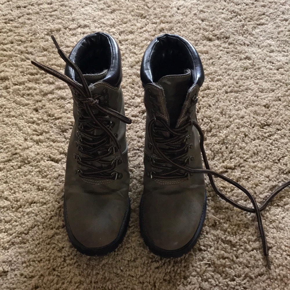Rampage boots